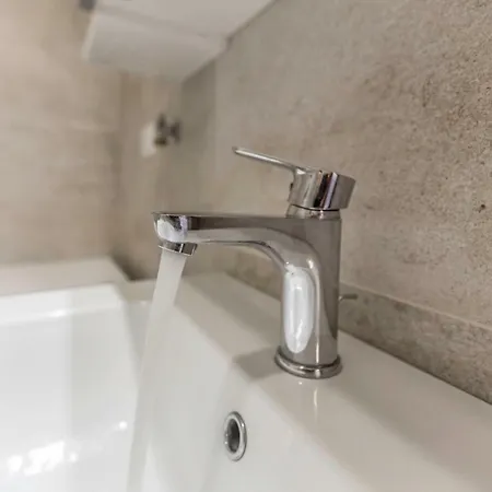 Marshall Black 아파트 *